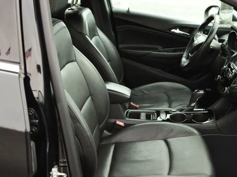 Used 2017 Chevrolet Cruze Premier FWD image 41