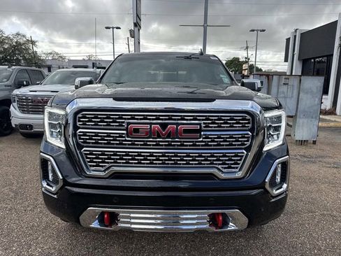 Used 2022 GMC Sierra 1500 Denali image 2