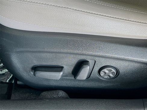 Used 2019 Hyundai Sonata Limited image 20