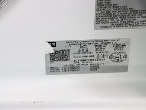 Used 2023 GMC Sierra 2500 Denali w/ Denali Ultimate Package image 36