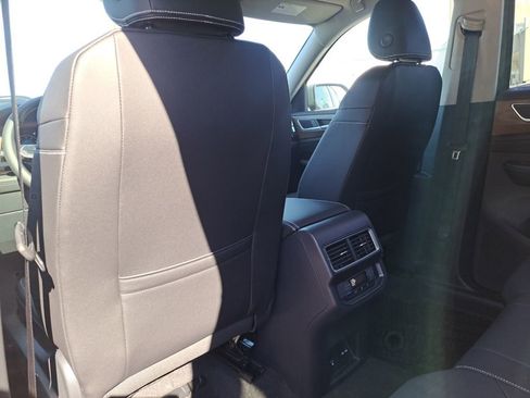 New 2026 Volkswagen Atlas SE image 23