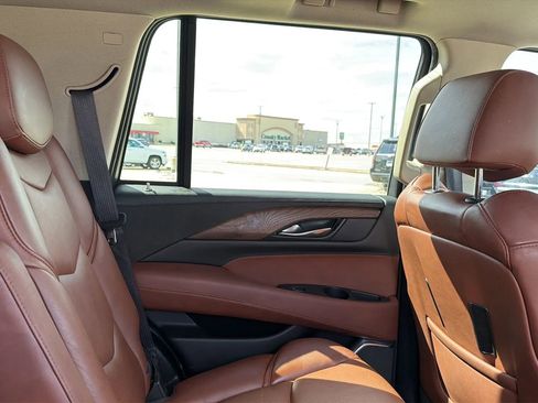 Used 2016 Cadillac Escalade Premium AWD/4WD image 69