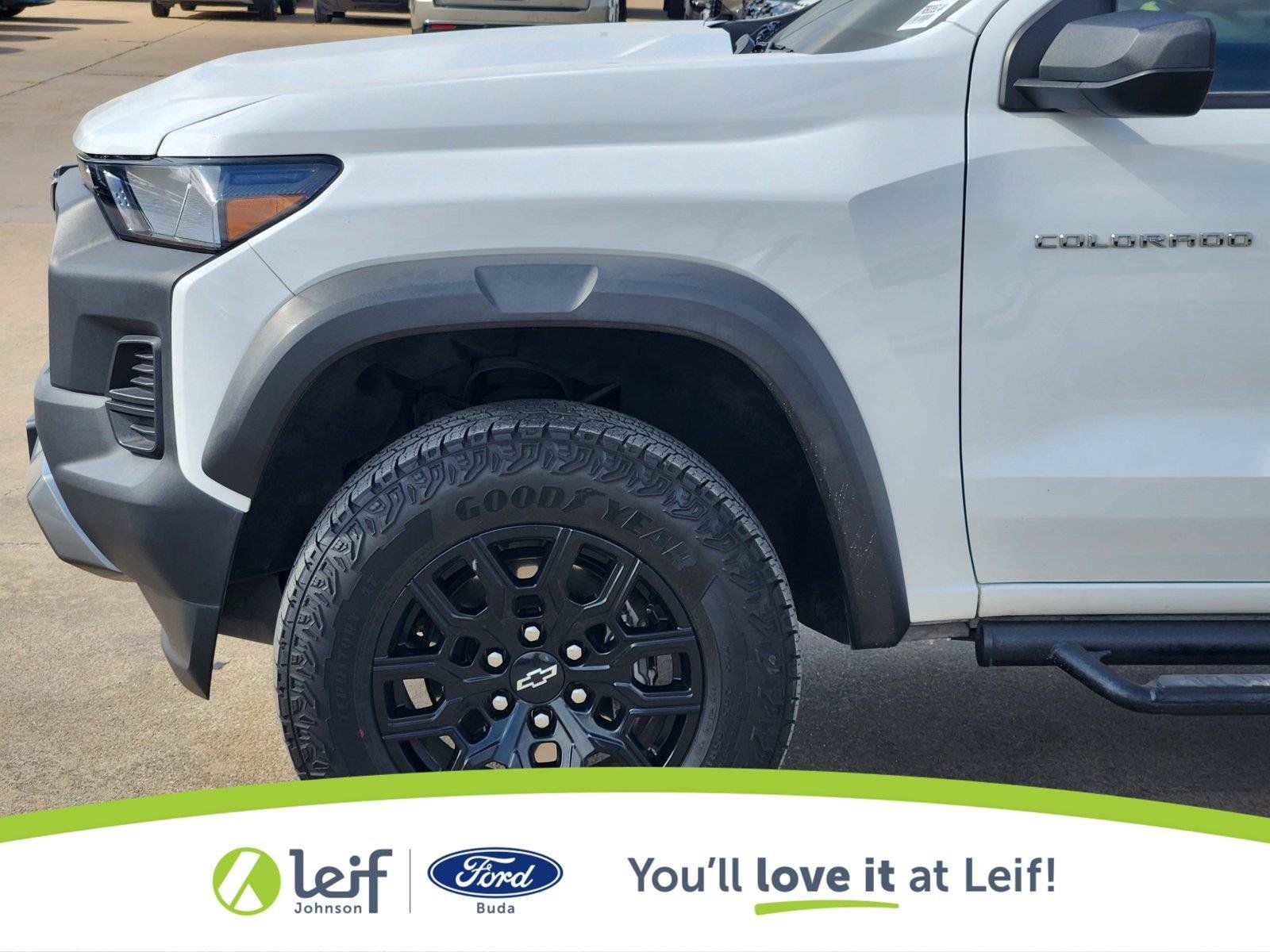 Used 2023 Chevrolet Colorado Trail Boss w/ Advanced Trailering Package AWD/4WD image 6