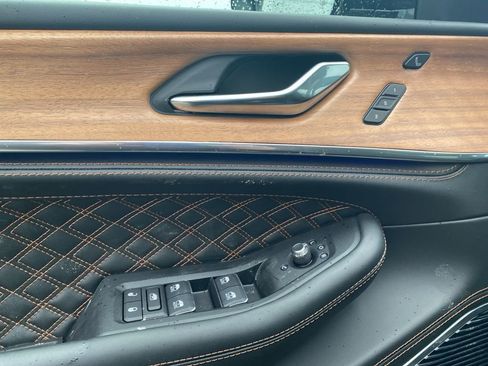 New 2026 Jeep Grand Cherokee L Summit w/ Obsidian Package image 26