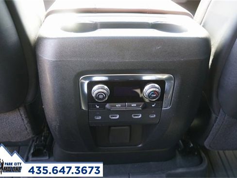 Used 2024 GMC Yukon Denali Ultimate image 29