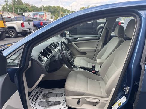 Used 2016 Volkswagen Golf S FWD image 12