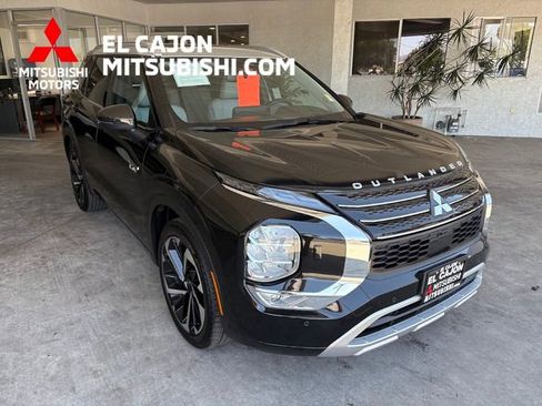 Used 2025 Mitsubishi Outlander SEL AWD/4WD image 1