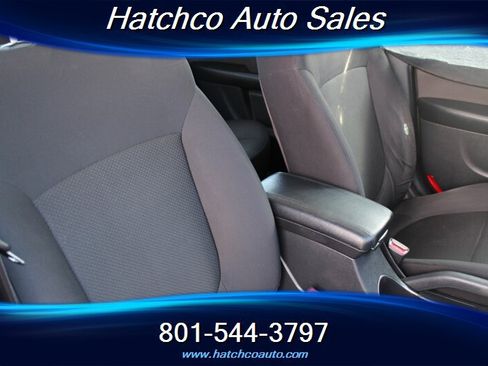 Used 2012 Kia Forte EX FWD image 19