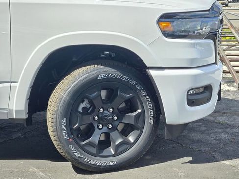 New 2026 RAM 1500 4x4 Crew Cab image 3