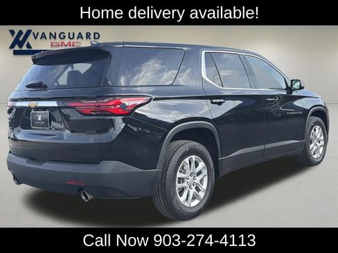 Used 2022 Chevrolet Traverse LS image 8