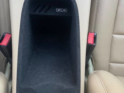 Used 2011 Mercedes-Benz ML 350 4MATIC image 28