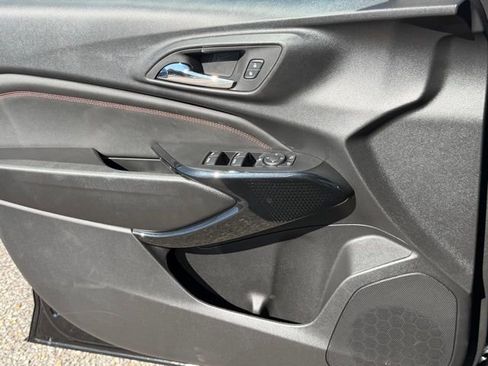 New 2026 Chevrolet Trax RS w/ Driver Confidence Package image 18