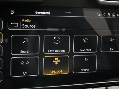 Used 2022 Lamborghini Urus image 37