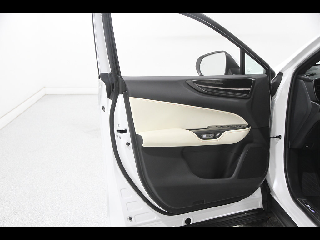 Certified 2024 Lexus NX 350h AWD w/ Cold Area Package image 4