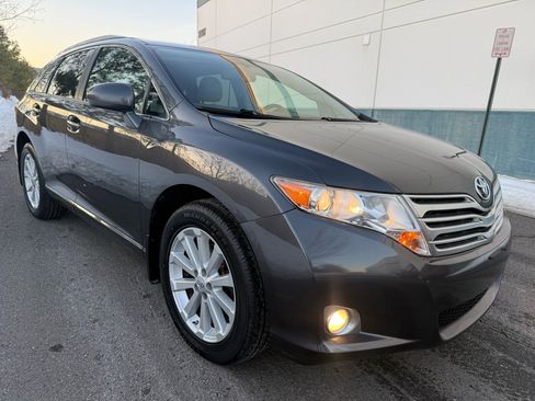 Used 2010 Toyota Venza 4dr Wgn I4 AWD (Natl) image 12