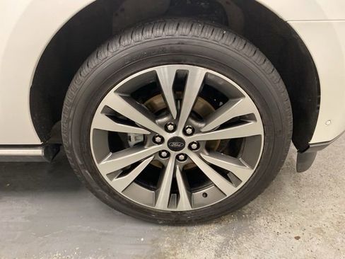 Used 2020 Ford Expedition Limited w/ Equipment Group 302A image 34