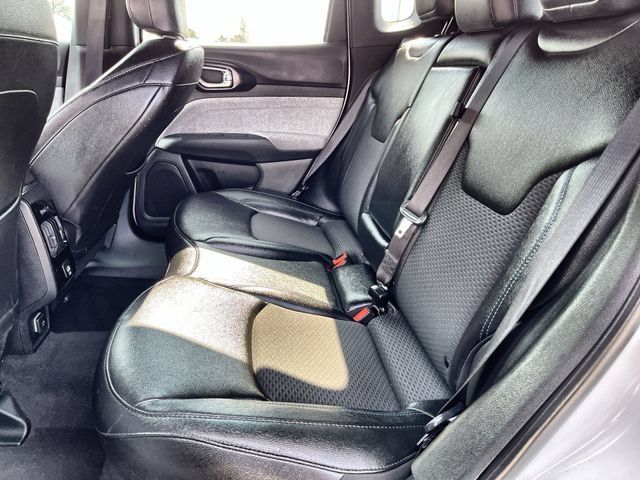 Used 2024 Jeep Compass Latitude AWD/4WD image 24