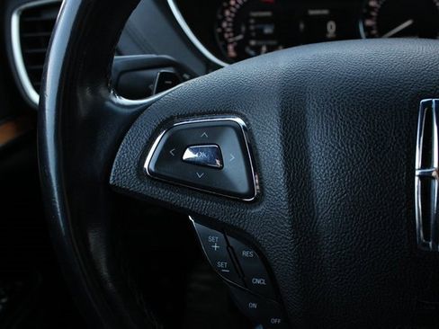 Used 2018 Lincoln MKX Reserve w/ Lincoln MKX Climate Package image 8