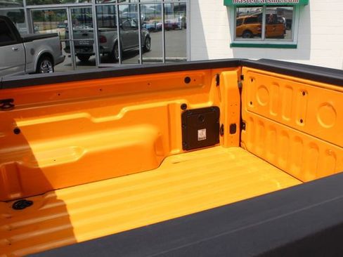 Used 2023 Ford Maverick Lariat w/ Lariat Luxury Package image 24