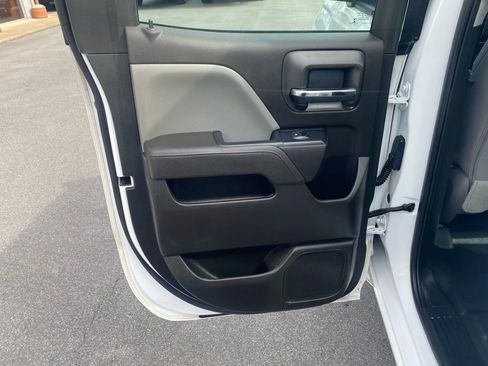 Used 2017 Chevrolet Silverado 2500 W/T image 22