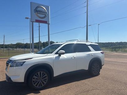 Certified 2024 Nissan Pathfinder SL w/ SL Premium Package