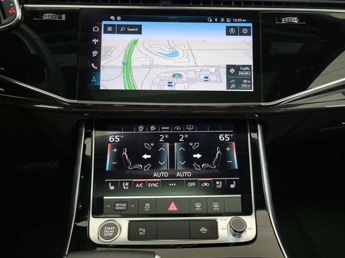 Used 2025 Audi Q7 3.0T Premium Plus image 12