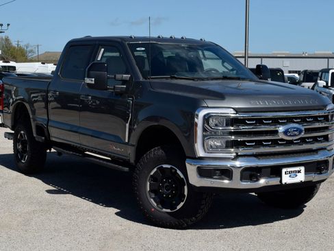 New 2026 Ford F250 Lariat AWD/4WD image 3