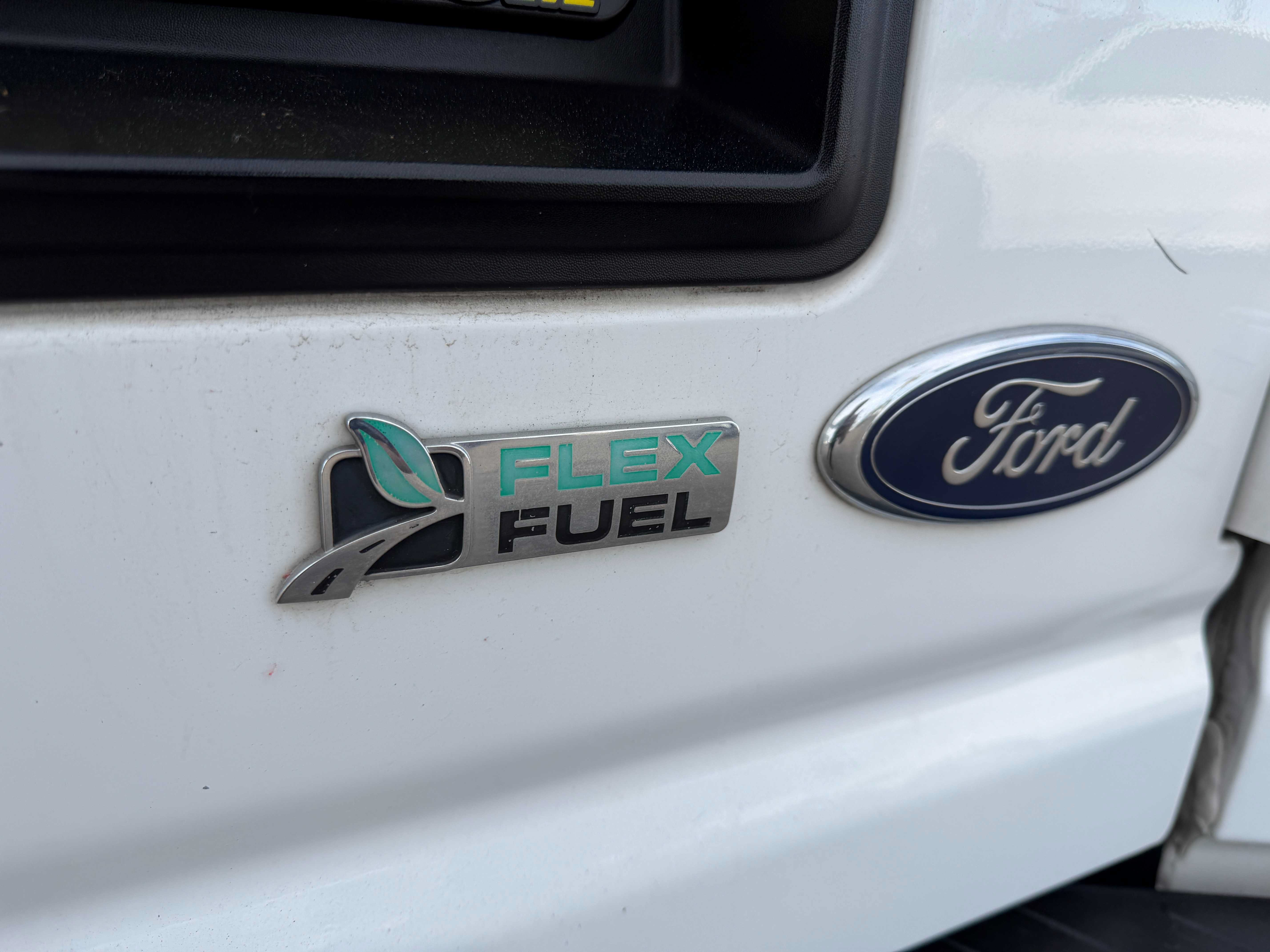 Used 2013 Ford E-150 and Econoline 150 RWD image 9