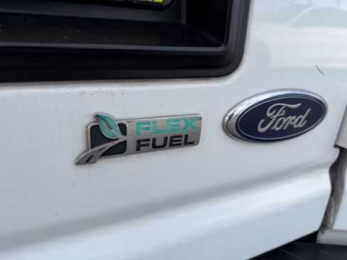 Used 2013 Ford E-150 and Econoline 150 image 9