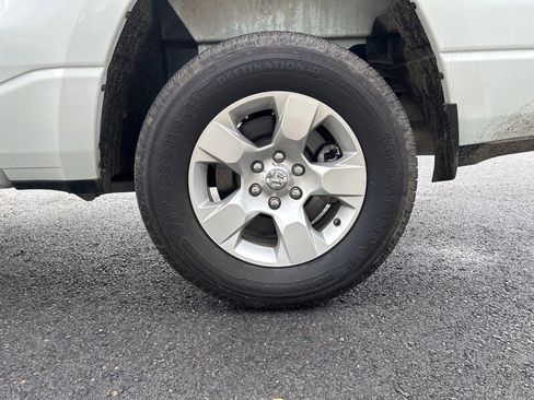 Used 2022 RAM 1500 Big Horn image 24