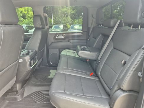 Used 2025 Chevrolet Silverado 2500 LTZ w/ LTZ Premium Package AWD/4WD image 25