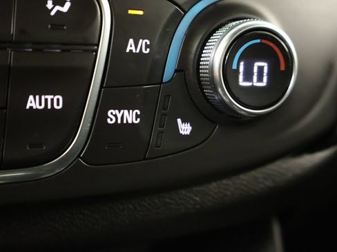 Used 2023 Chevrolet Traverse LT AWD/4WD image 51