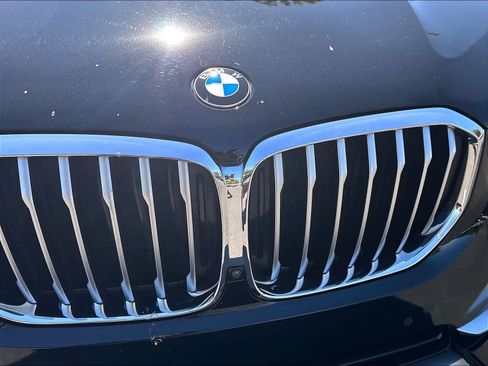 Used 2022 BMW X5 xDrive40i w/ Parking Assistance Package AWD/4WD image 31