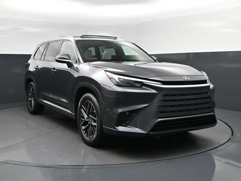 New 2026 Lexus TX 350 AWD image 9