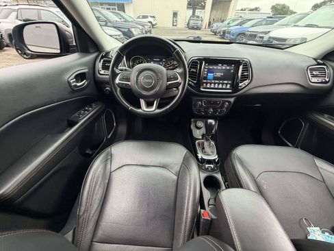 Used 2020 Jeep Compass Limited AWD/4WD image 14