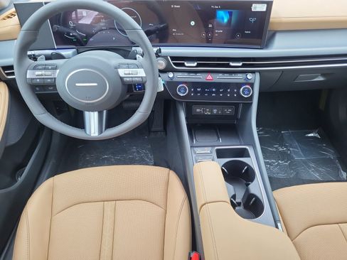 New 2025 Hyundai Sonata Limited image 12