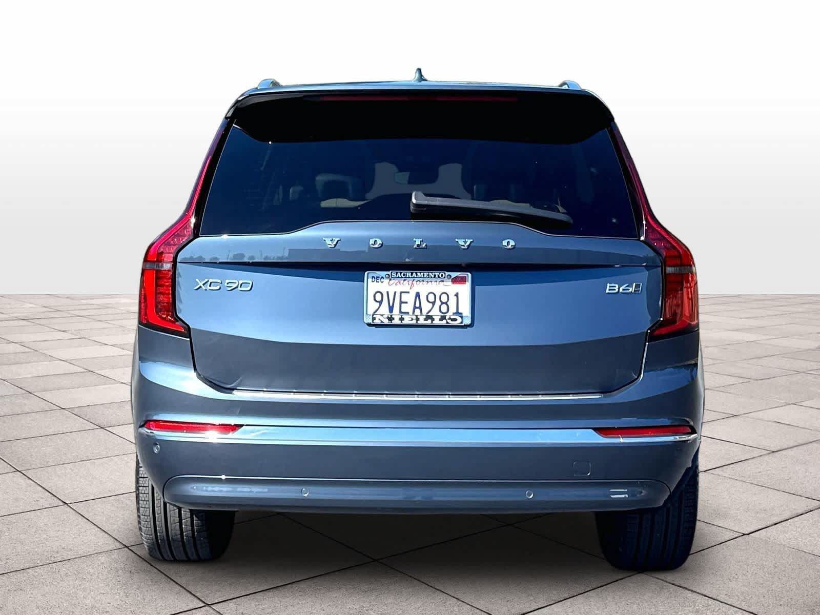 Used 2026 Volvo XC90 B6 Plus w/ Protection Package Premier AWD/4WD image 7
