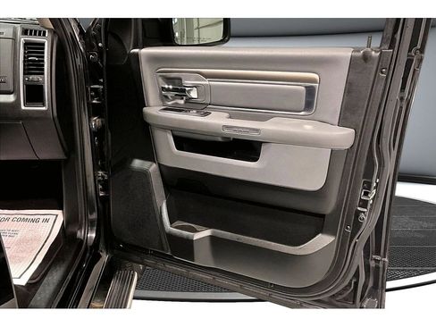 Used 2019 RAM 1500 Big Horn AWD/4WD image 24