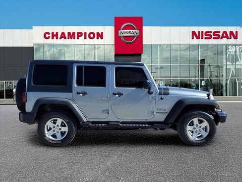 Used 2017 Jeep Wrangler Unlimited Sport w/ Quick Order Package 24S image 8