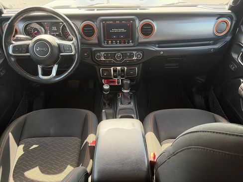 Used 2022 Jeep Gladiator Mojave w/ Cold Weather Group AWD/4WD image 9
