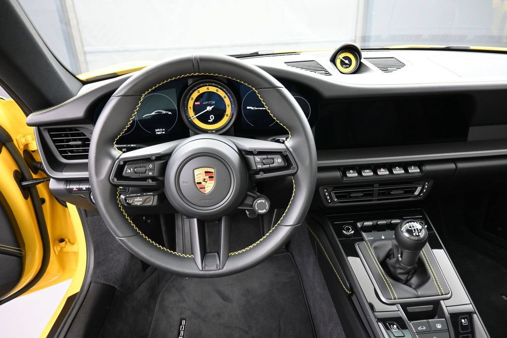 Certified 2023 Porsche 911 Carrera GTS RWD image 17