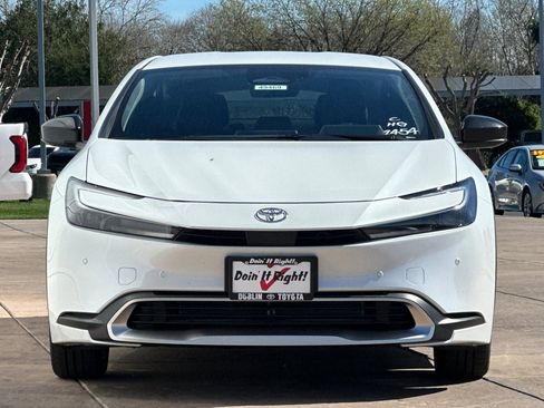 New 2026 Toyota Prius Plug-In Hybrid image 10