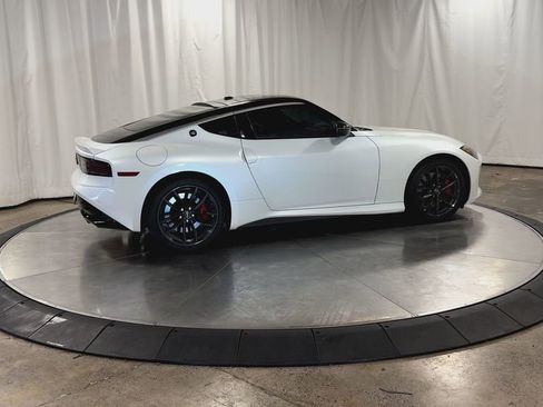Used 2024 Nissan Z Performance w/ Floor Mat Package image 2