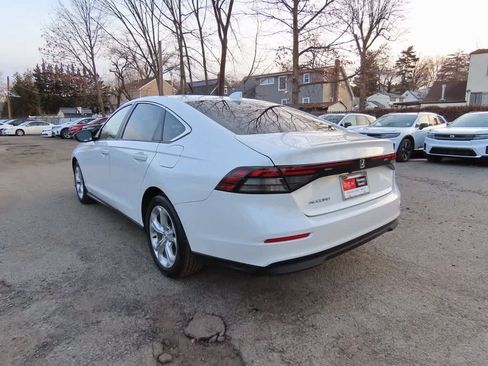 Certified 2023 Honda Accord LX image 4