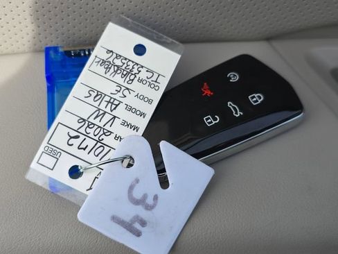 New 2026 Volkswagen Atlas SE image 32