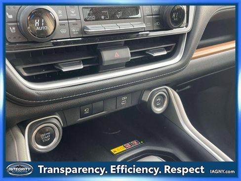 Used 2024 Toyota Grand Highlander XLE image 31