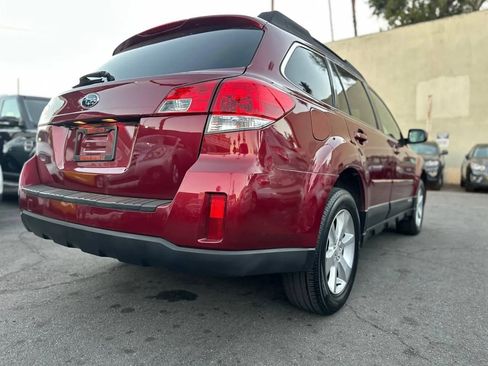 Used 2014 Subaru Outback 2.5i Limited image 20