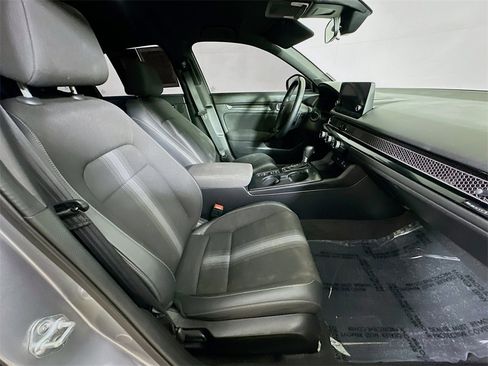 Used 2022 Honda Civic Sport image 10