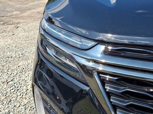 Used 2023 Chevrolet Equinox RS AWD/4WD image 35