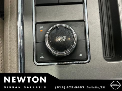 Used 2021 Ford Expedition XLT AWD/4WD image 7